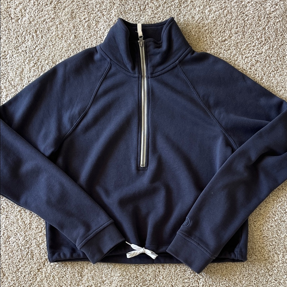 Vuori Women’s Sedona Quarter Zip in Charcoal, Size Medium